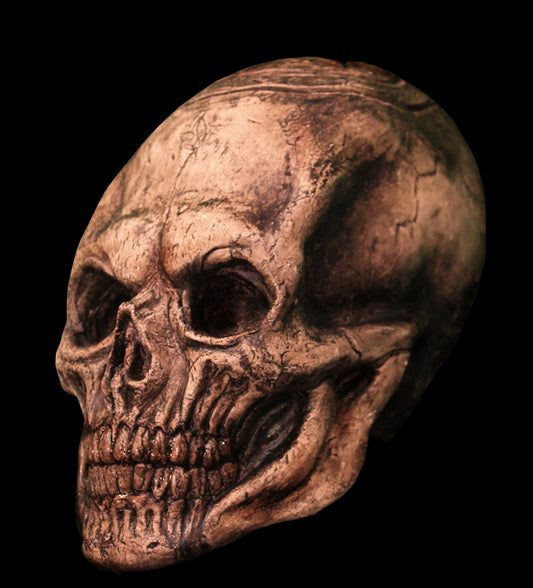 GIANT SKULL